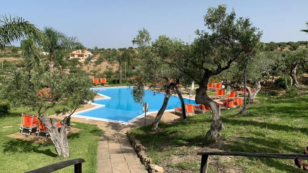 Residence La Luna Nel Pozzo Sciacca Aparthotel