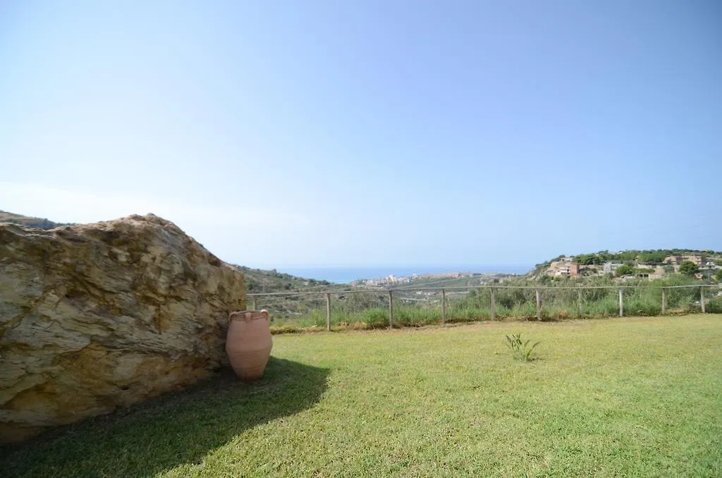 Residence La Luna Nel Pozzo Sciacca Aparthotel