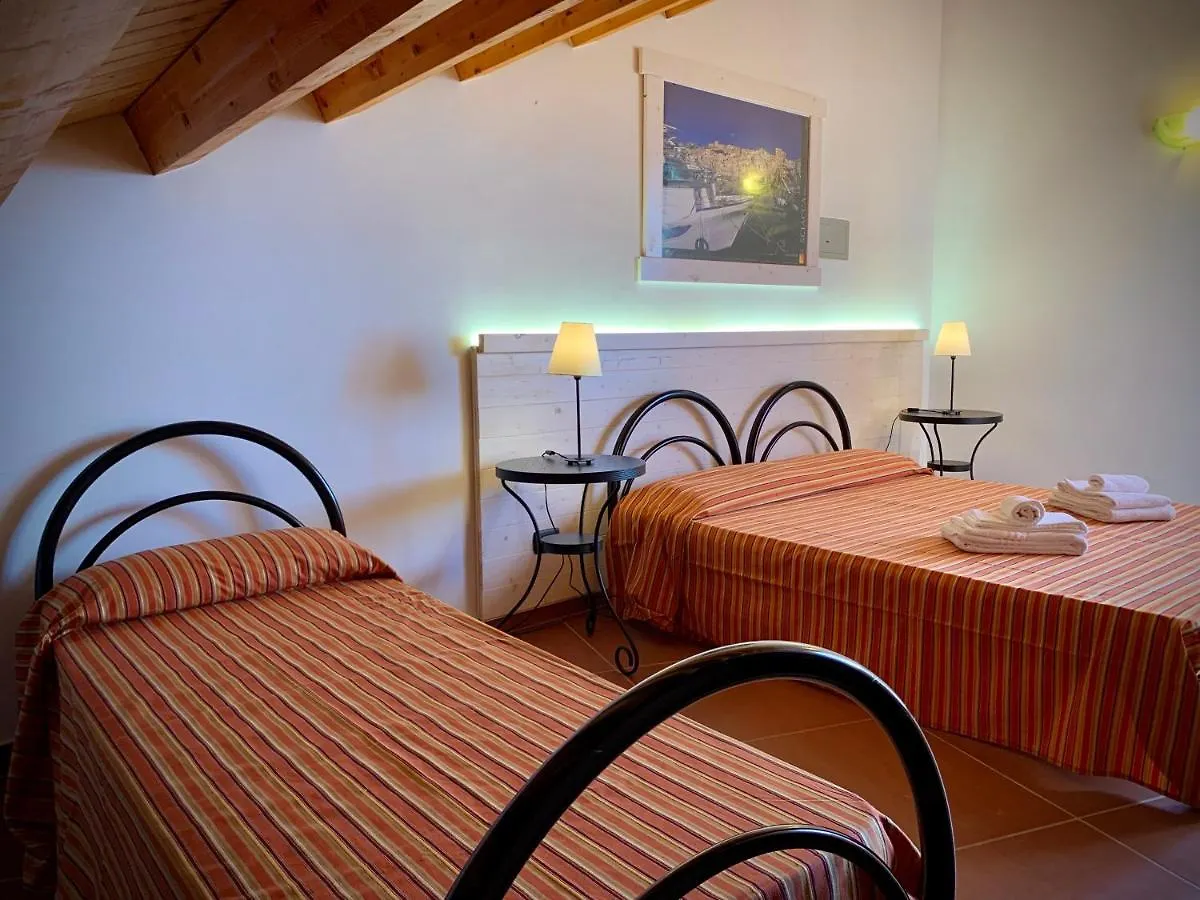 Residence La Luna Nel Pozzo Sciacca 5*,